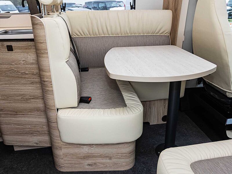 Eura Mobil Profila T 720 EB Alde