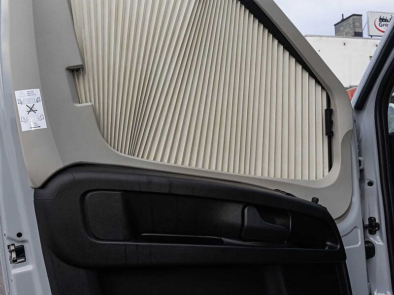 Laika Ecovip L 3019 Titanio UPE  104.000 &euro;