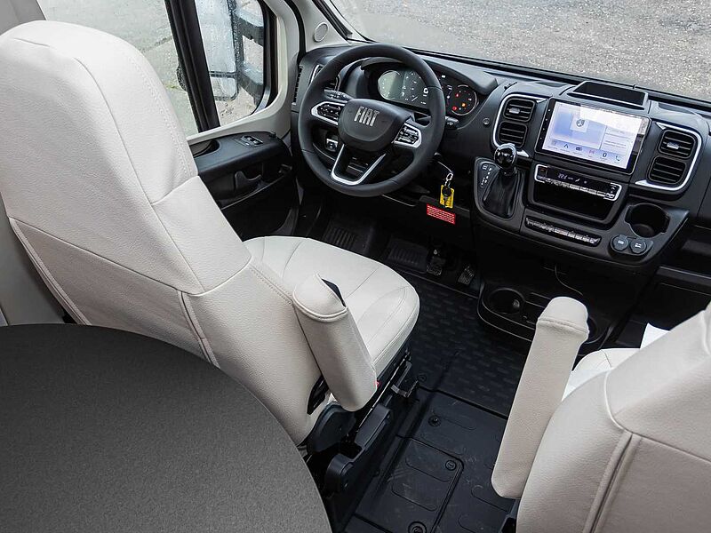 Laika Ecovip L 3019 Titanio UPE  104.000 &euro;