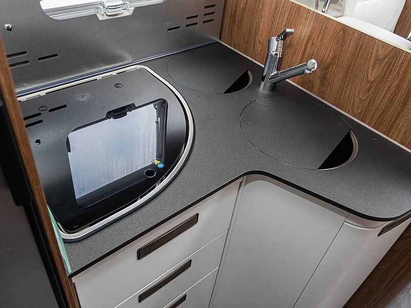 Laika Ecovip L 3019 Titanio UPE  104.000 &euro;