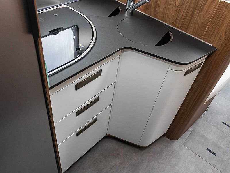 Laika Ecovip L 3019 Titanio UPE  104.000 &euro;