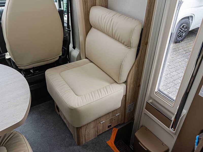 Eura Mobil Profila RS 720 EB Automatik MJ 26