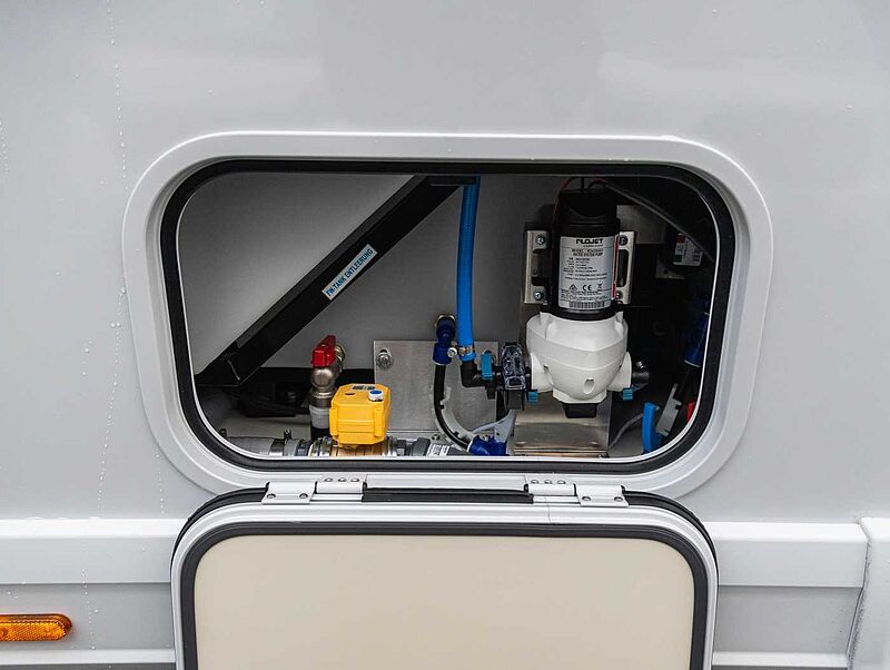 Eura Mobil Profila T 726 EF 4 Pakete Backofen MJ26