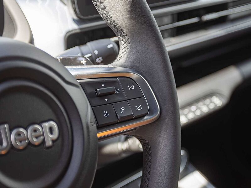 Jeep Avenger 1.2 48V 4xe Hybrid eAWD The North Face