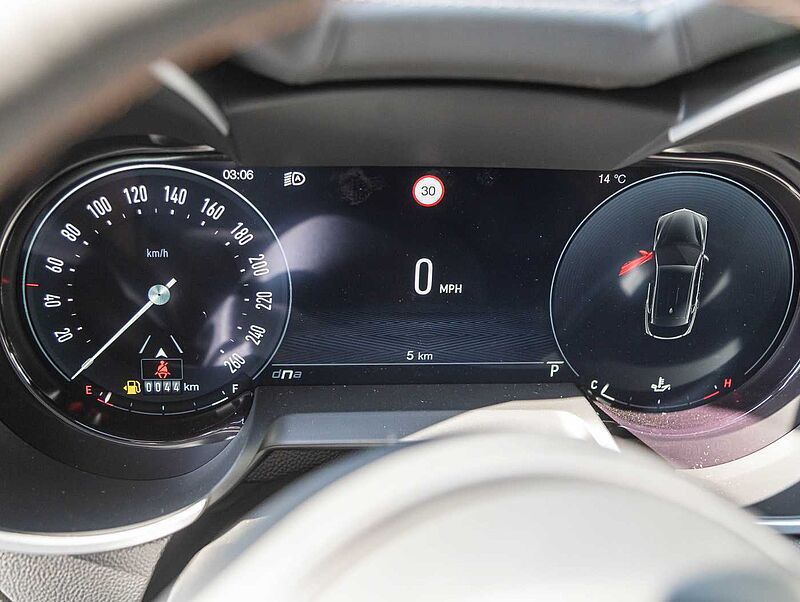 Alfa Romeo Stelvio 2.0 16V Turbo AT8-Q4 INTENSA VOLL!