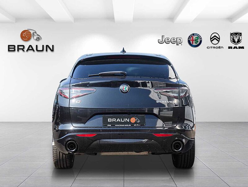 Alfa Romeo Stelvio 2.0 16V Turbo AT8-Q4 INTENSA VOLL!