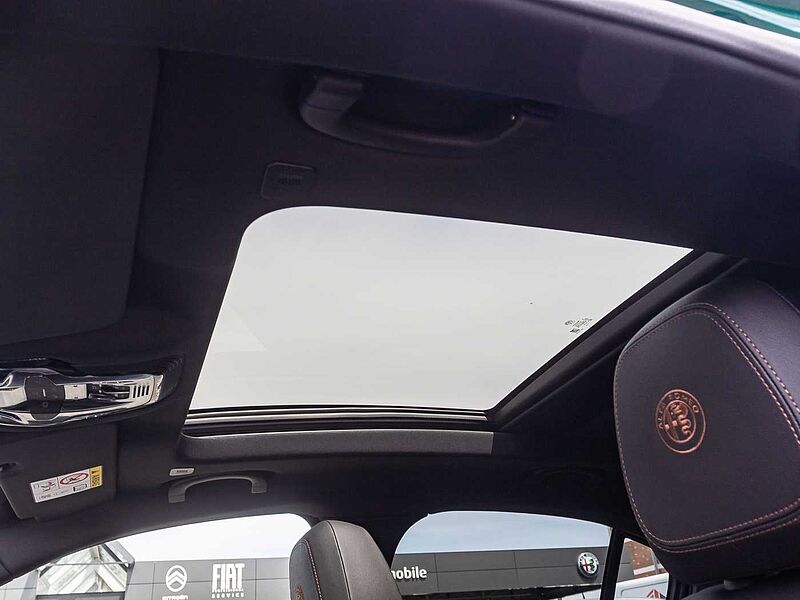 Alfa Romeo Stelvio 2.0 16V Turbo AT8-Q4 INTENSA VOLL!