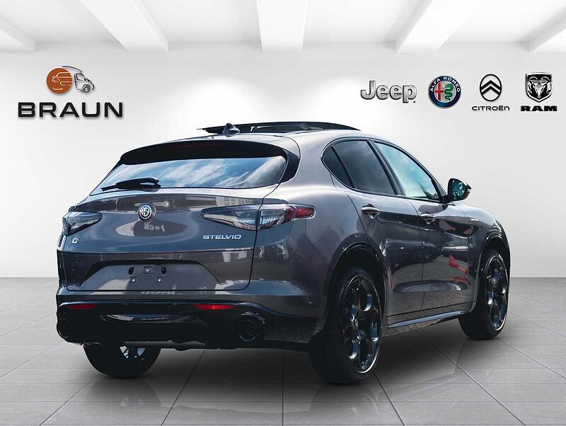 Alfa Romeo Stelvio 2.0 16V Turbo AT8-Q4 Veloce VOLL!