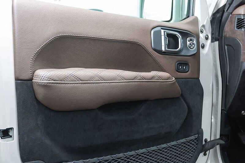 Jeep Wrangler BRUTE 2026  SKYONE