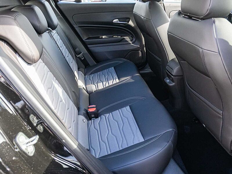 Jeep Avenger 1.2 48V 4xe Hybrid eAWD Upland