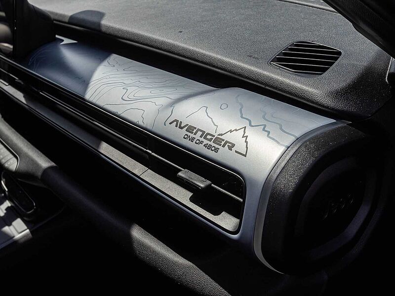 Jeep Avenger 1.2 48V 4xe Hybrid eAWD The North Face