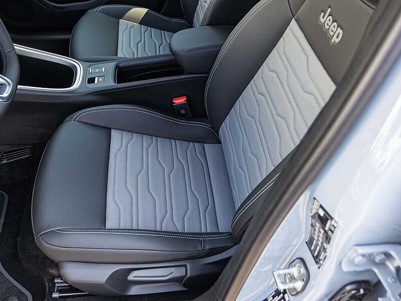 Jeep Avenger 1.2 48V 4xe Hybrid eAWD OVERLAND