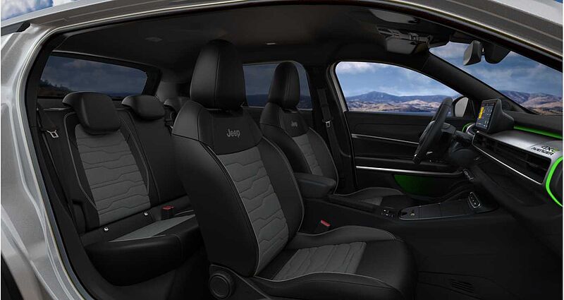 Jeep Avenger 1.2 48V 4xe Hybrid eAWD OVERLAND