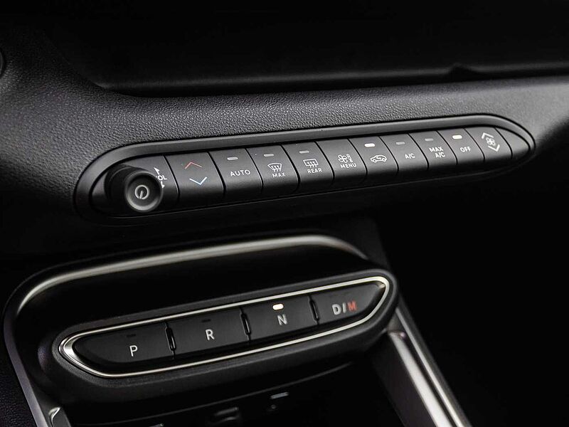 Jeep Avenger 1.2 48V 4xe Hybrid eAWD Upland