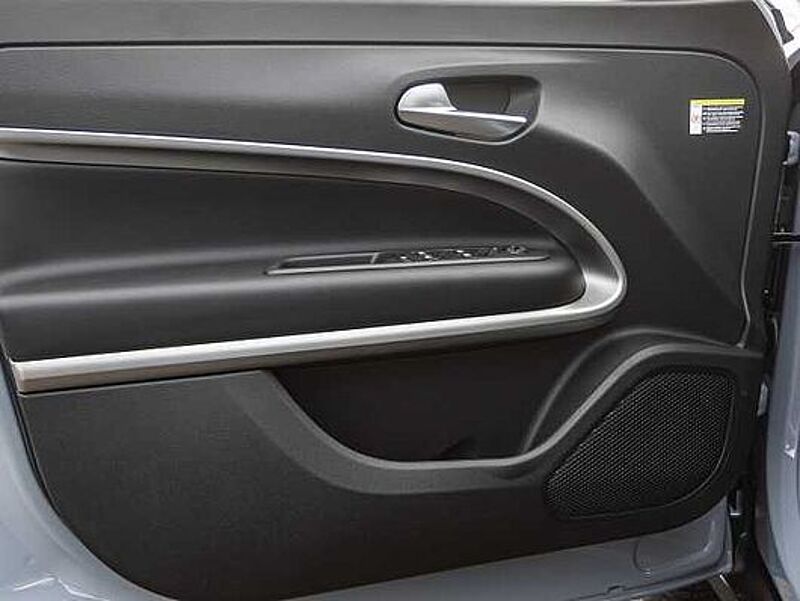 Jeep Avenger 1.2 48V 4xe Hybrid eAWD Upland