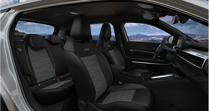 Jeep Avenger 1.2 48V 4xe Hybrid eAWD Upland