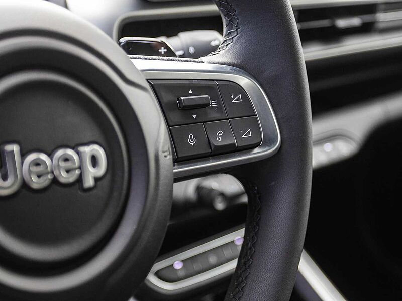 Jeep Avenger 1.2 48V 4xe Hybrid eAWD Upland