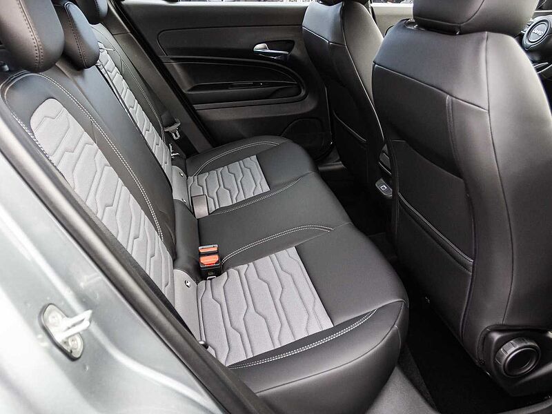 Jeep Avenger 1.2 48V 4xe Hybrid eAWD Upland