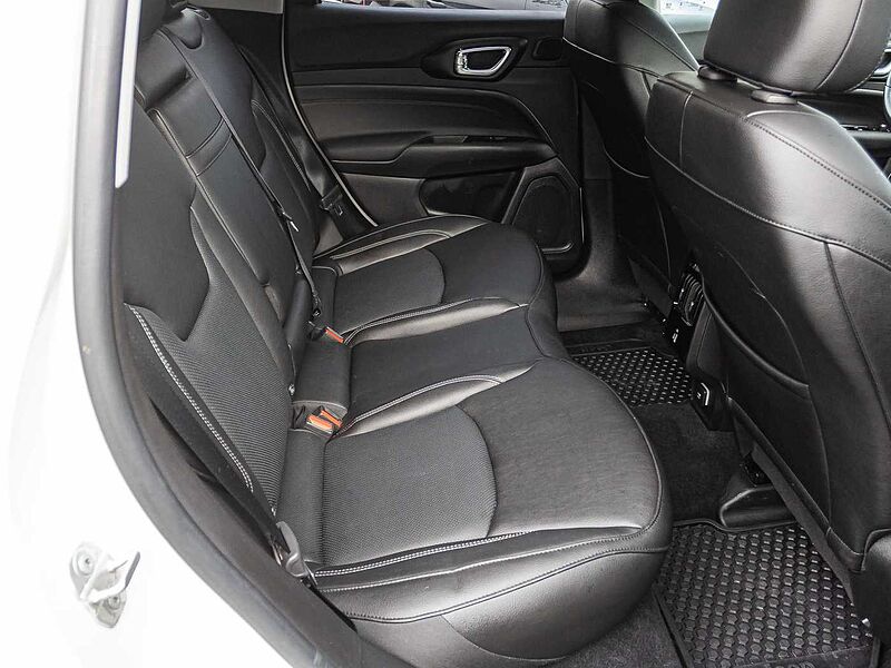 Jeep Compass S e-Hybrid 1.5 48V Technologie Paket