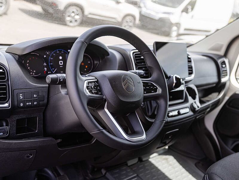 Citroen Jumper 35 BlueHDi L3H2 2.2 180PS Automatik