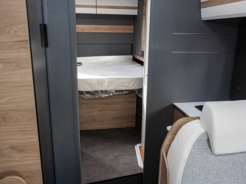 Dethleffs Just Camp T 7052 DBM Hubbett