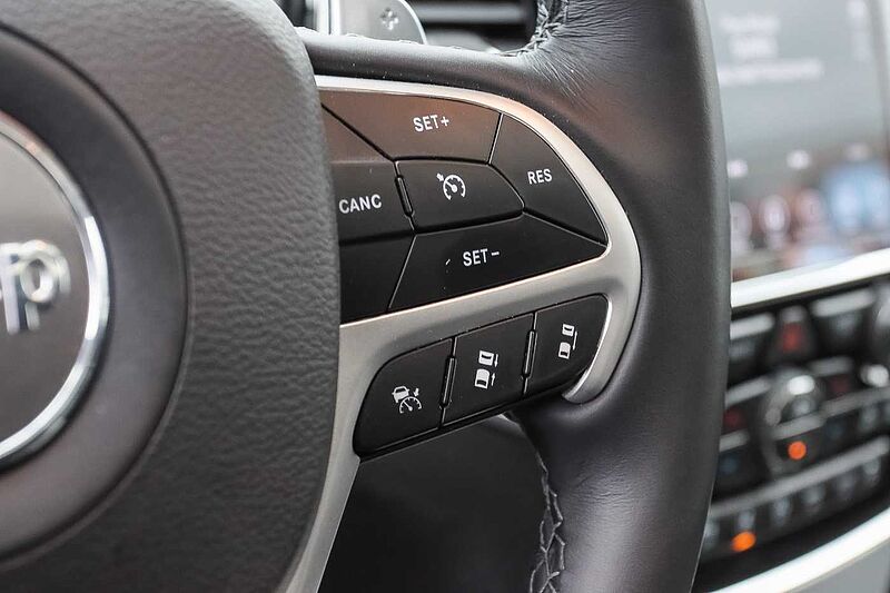 Jeep Grand Cherokee 3.0 V6 Multijet 4WD AT Summit AHK