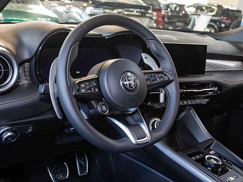 Alfa Romeo NEUER Tonale Veloce 1.5 Hybrid 128kW(174 PS)