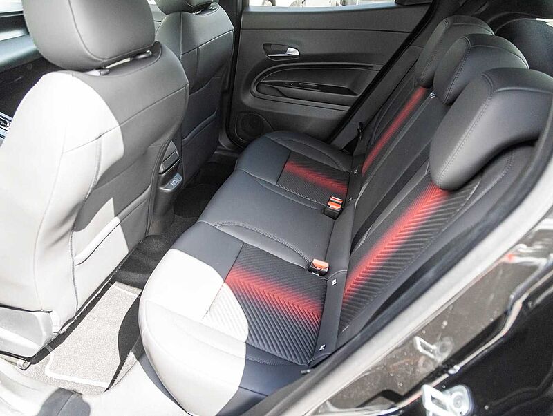 Alfa Romeo Junior ELETTRICA SPECIALE  115 KW (156 PS)