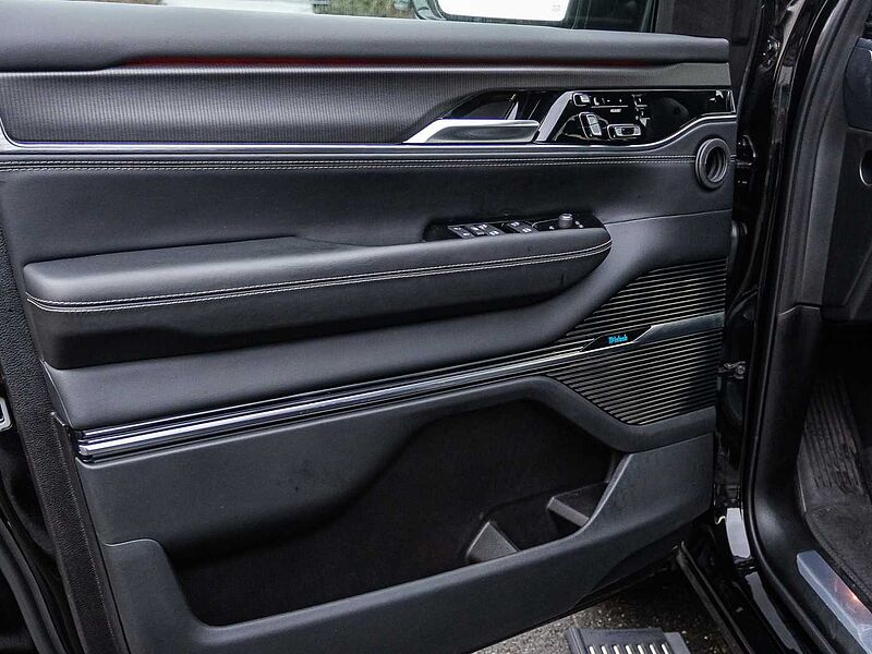 Jeep Grand Wagoneer L Obsidian 4x4 5,76m