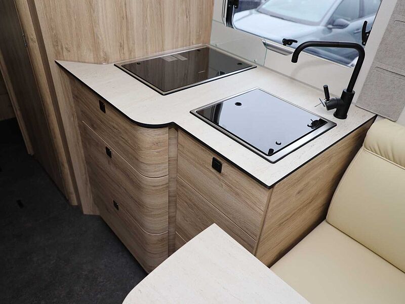 Eura Mobil Integra Line 720 QF Integra Line 720 QF