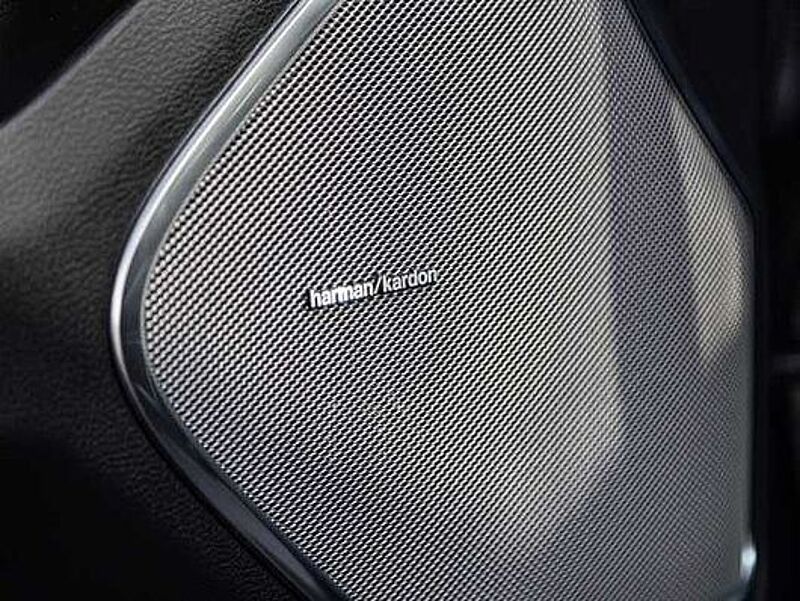 Dodge RAM 1500 Laramie Night Premium LPG