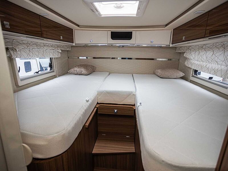 Eura Mobil Contura 766 EB Comfort Leder