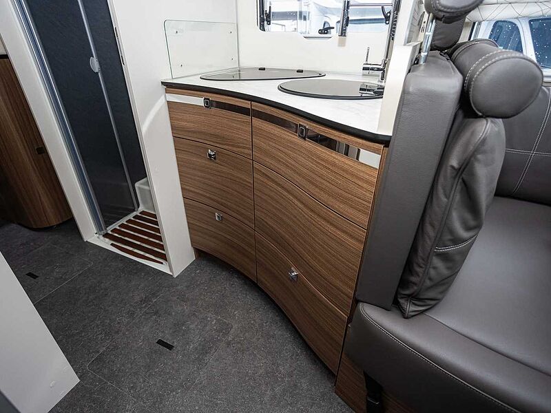 Eura Mobil Contura 766 EB Comfort Leder