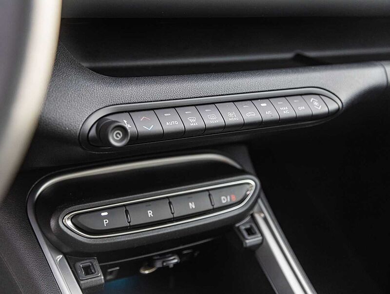 Jeep Avenger Elektro Summit Panorama/Leder