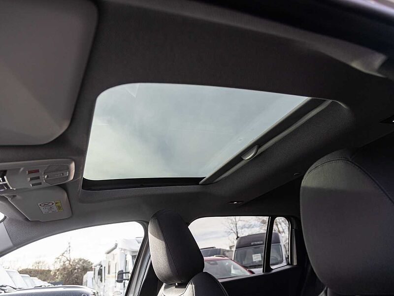 Jeep Avenger Elektro Summit Panorama/Leder