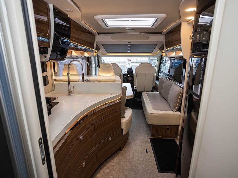 Eura Mobil Integra 890 QB ALKO HUBST&Uuml;TZEN 2xTV Dachklima