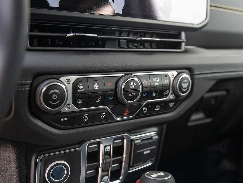 Jeep Wrangler MY25 Sahara 2.0l T-GDI Unlimited