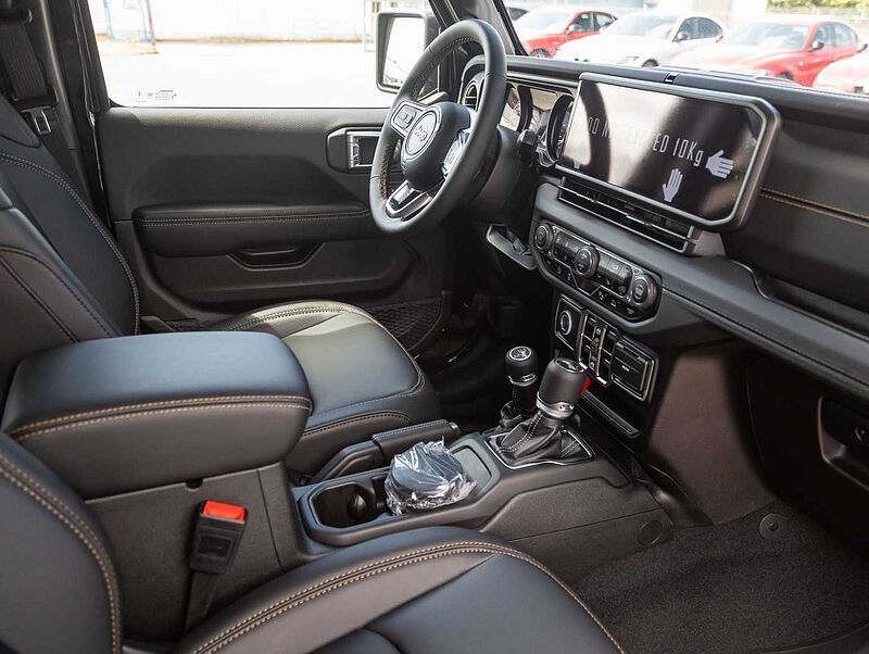 Jeep Wrangler MY25 Sahara 2.0l T-GDI Unlimited