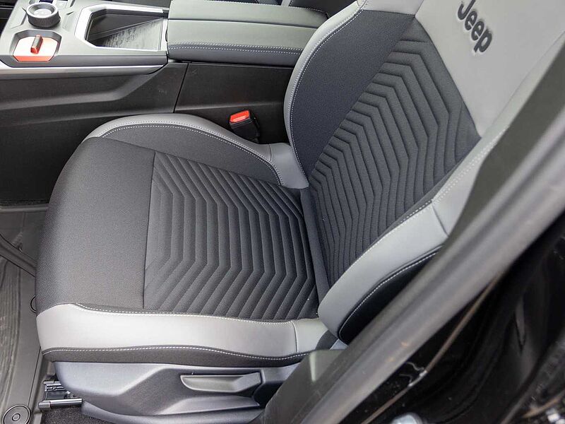 Jeep Compass 1.2 e-Hybrid DCT6 ALTITUDE