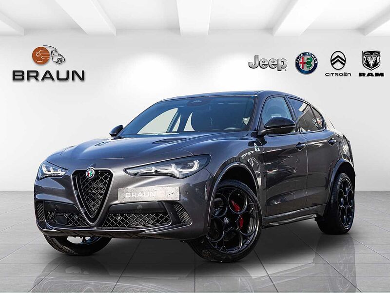 Alfa Romeo Stelvio V6 2.9 Bi-Turbo AT8-Q4 Quadrifoglio