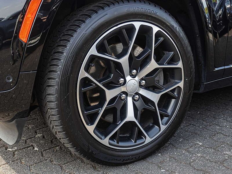 Jeep Grand Cherokee 4xe Summit Reserve MY23