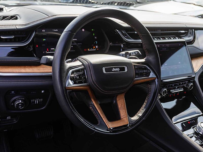 Jeep Grand Cherokee 4xe Summit Reserve MY23