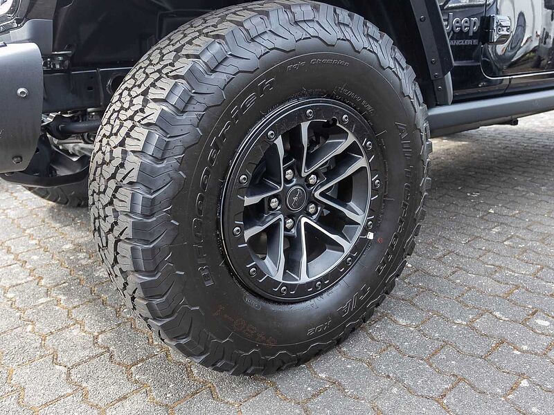 Jeep Wrangler MOAB 392 6.4 V8 MY26 WARN/SKY ONE