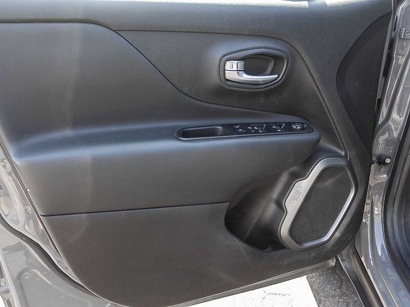 Jeep Renegade 'S' 1.6 MultiJet LED Navi