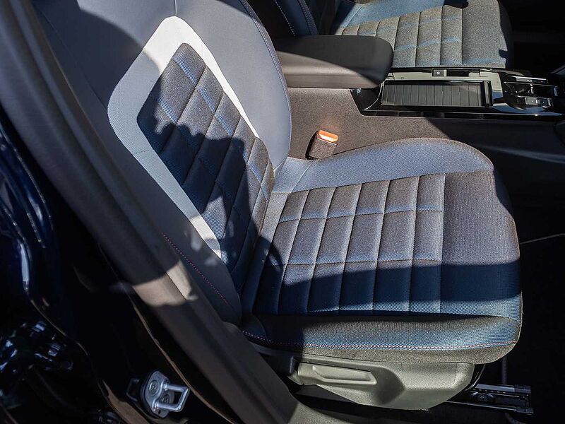 Citroen C4 Hybrid 145 COLLECTION Winterpaket