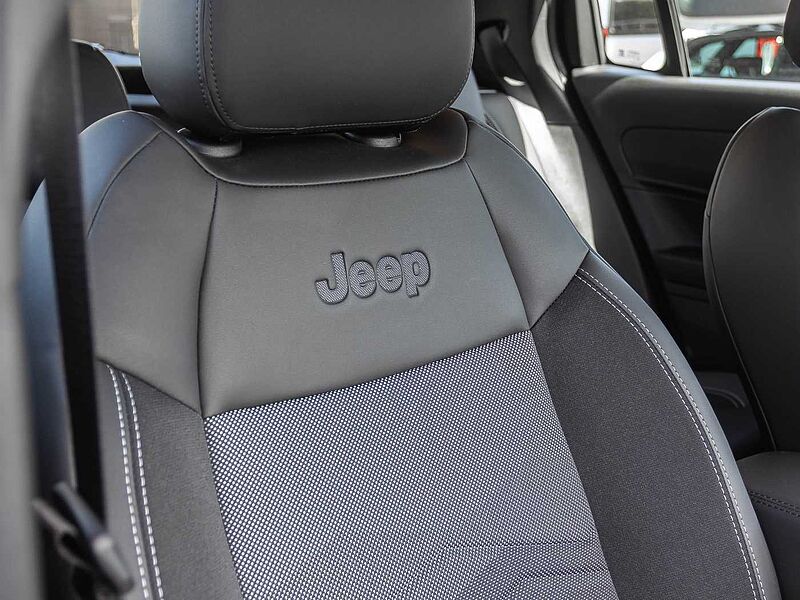 Jeep Avenger 1.2 T3 48V e-Hybrid Automatik Altitude
