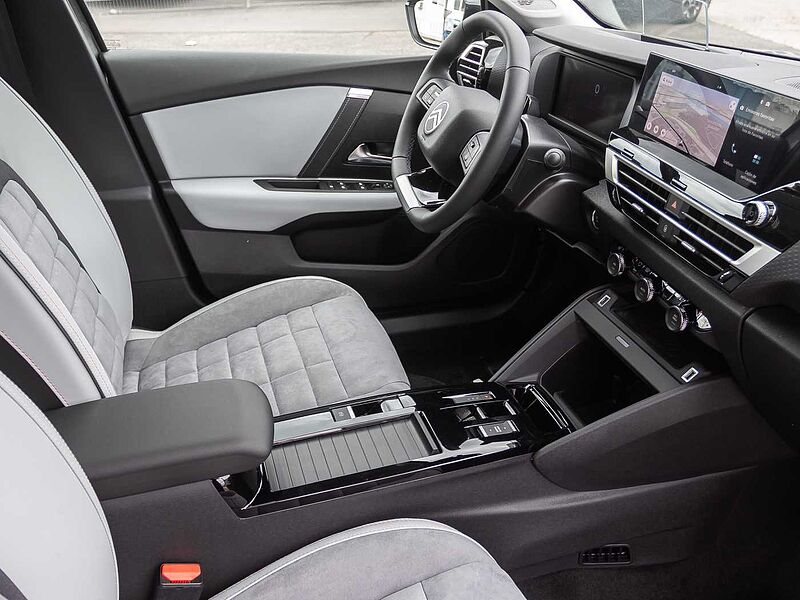 Citroen C4 Hybrid 145 MAX