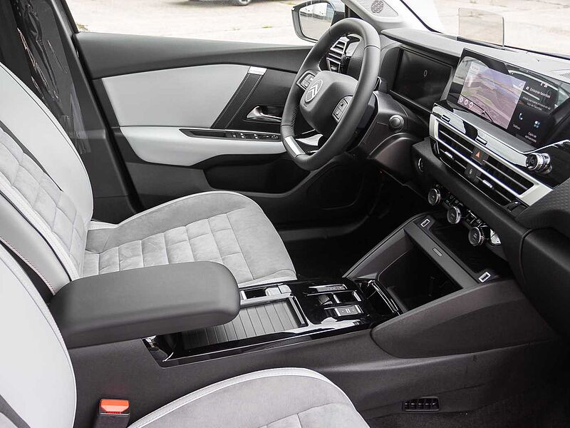 Citroen C4 Hybrid 145 MAX