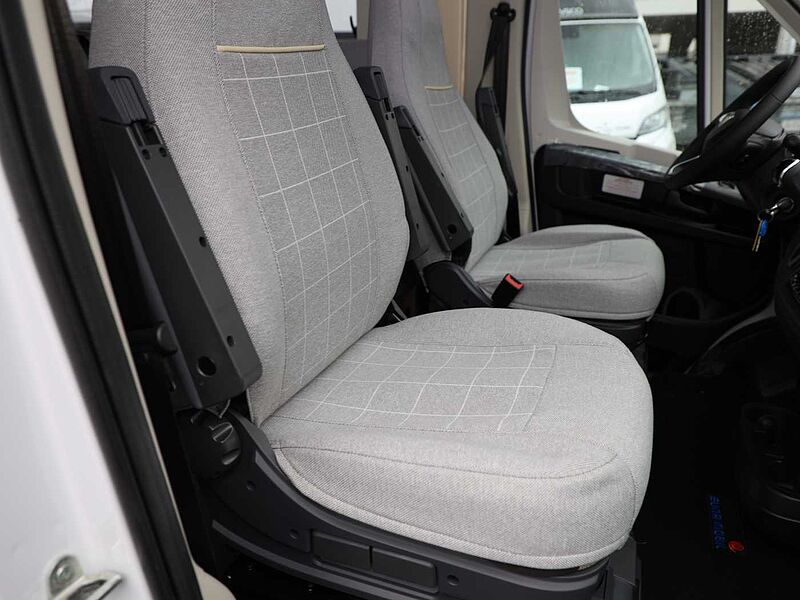 Eura Mobil Profila RS 720 EB Profila RS 720 EB Automatik