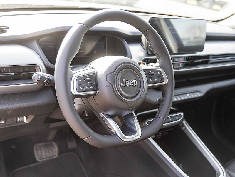Jeep Avenger 1.2 48V e-Hybrid Automatik Summit